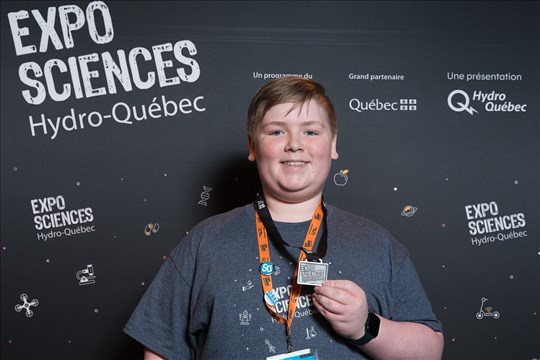À 13 ans, il entraine sa propre intelligence artificielle 