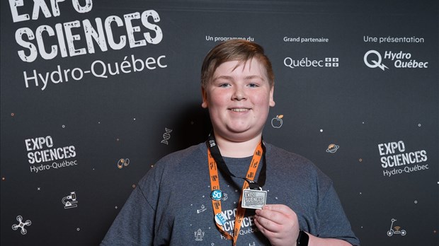 À 13 ans, il entraine sa propre intelligence artificielle 
