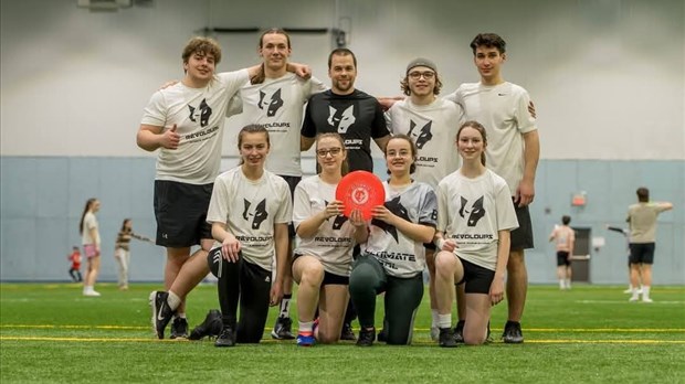 Ultimate frisbee : de belles prestations pour deux équipes louperivoises 