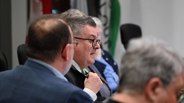 La ministre Guilbault se rétracte, Rivière-du-Loup toujours insatisfaite