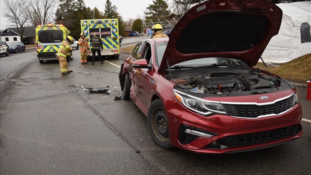 Accident sur le boulevard Armand-Thériault à Rivière-du-Loup