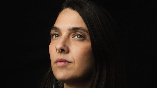 Soleil Launière en spectacle au Cabaret Musique