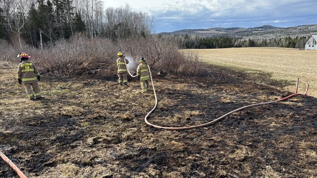 Incendie extérieur à Dégelis