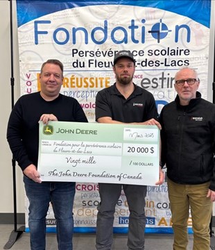 Un don de 20 000 $ à la Fondation pour la persévérance scolaire du CSSFL