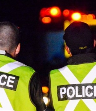 Poursuite, alcool et haute vitesse sur l’autoroute 85