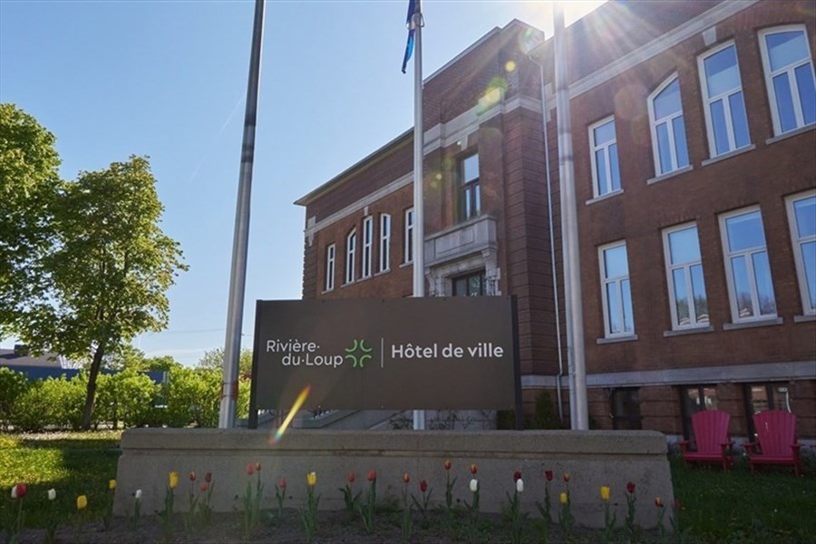 Début de l'horaire estival pour les bureaux de Rivière-du-Loup