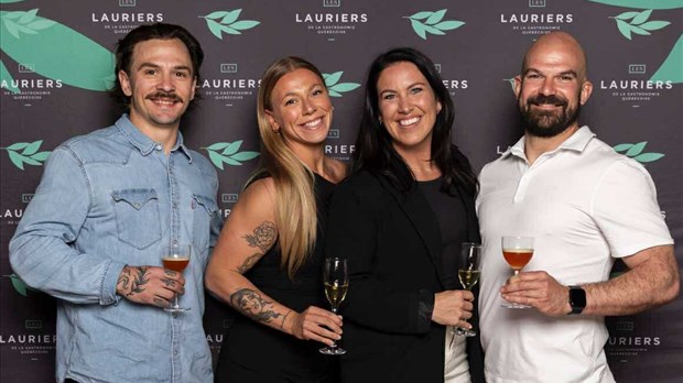 Mynessa Lapointe-Ouellet récompensée pour la qualité de son service
