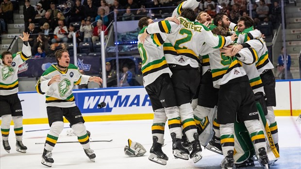 Les Knights de London sont champions de la 105e Coupe Memorial