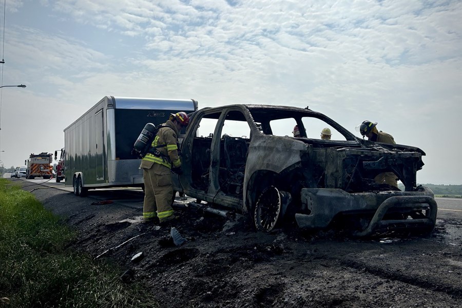 Une camionnette s’enflamme sur la route 291 
