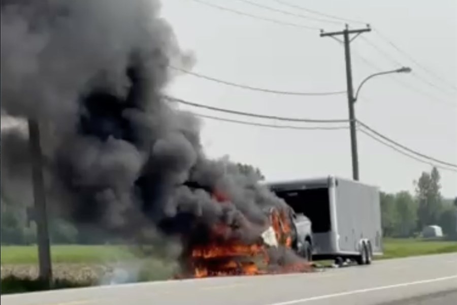 Une camionnette s’enflamme sur la route 291 