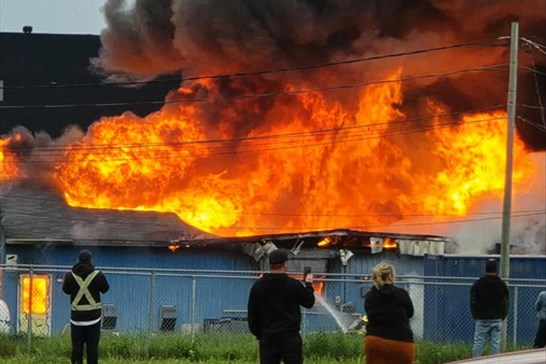 Incendie majeur à la Buanderie Normand de Rivière-du-Loup 